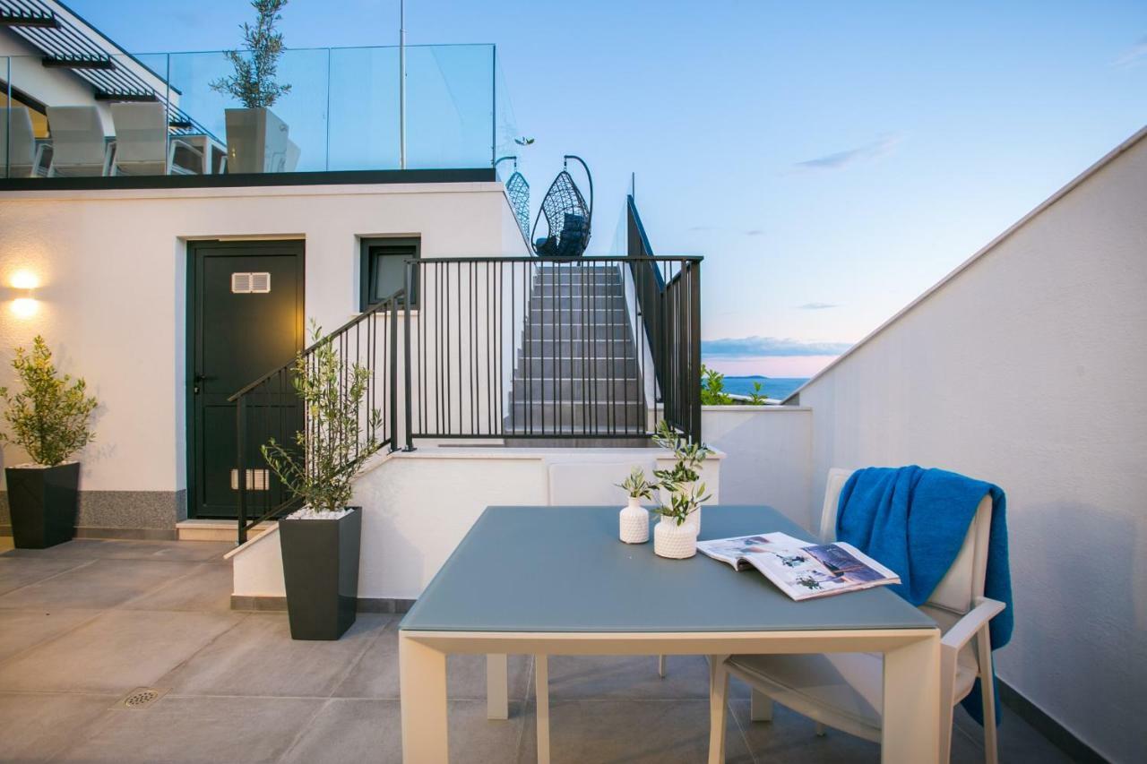 Holiday Home Olive Exclusive - 8 People, Heated Pool, Okrug Gornji, Sea View Trogir Exterior foto