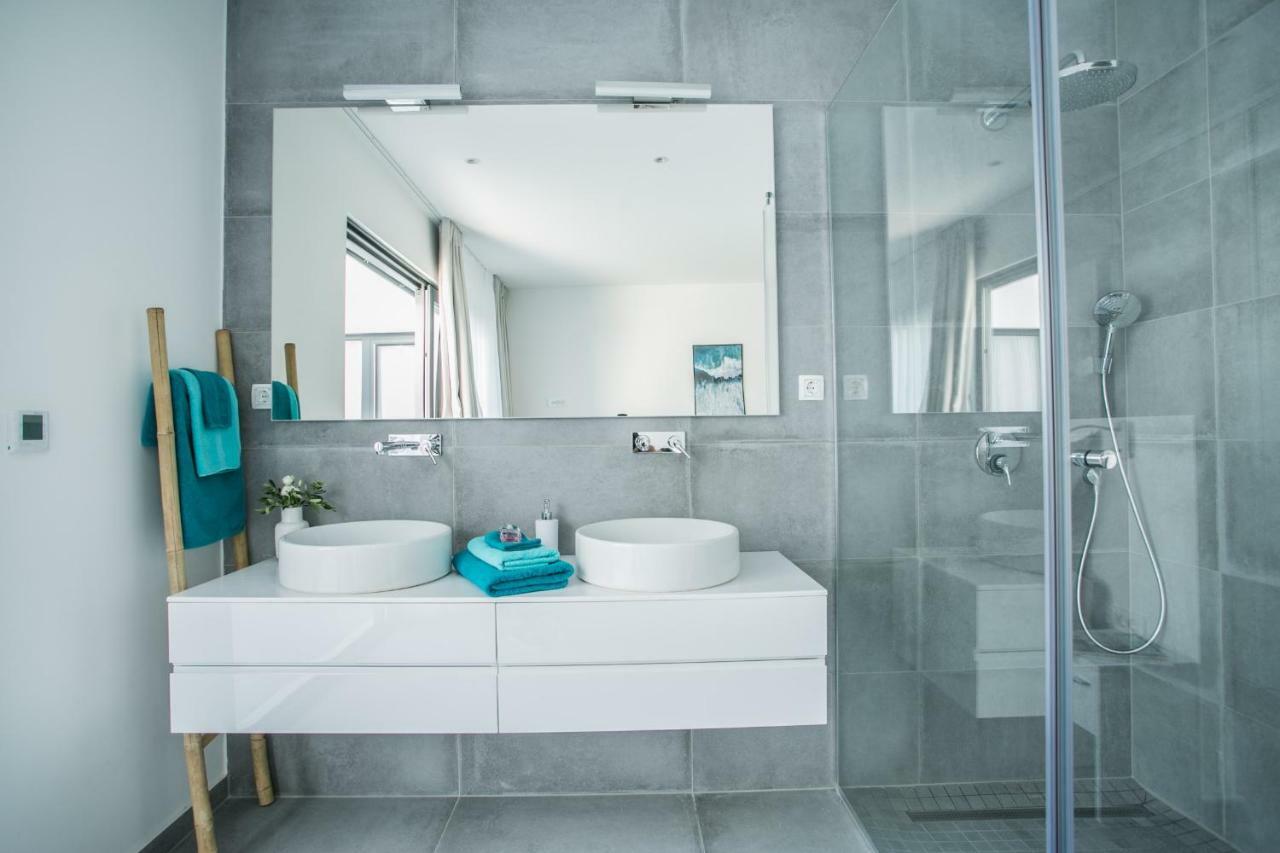 Holiday Home Olive Exclusive - 8 People, Heated Pool, Okrug Gornji, Sea View Trogir Exterior foto