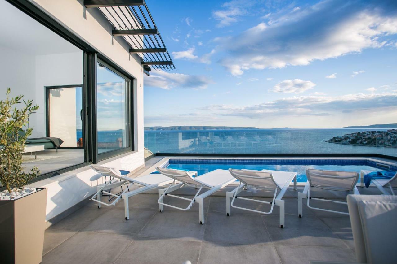 Holiday Home Olive Exclusive - 8 People, Heated Pool, Okrug Gornji, Sea View Trogir Exterior foto
