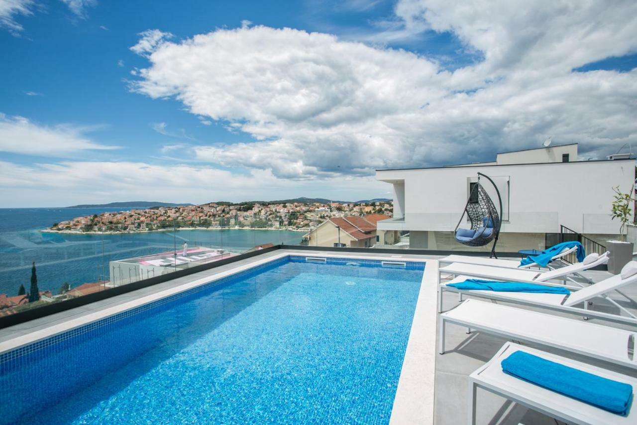 Holiday Home Olive Exclusive - 8 People, Heated Pool, Okrug Gornji, Sea View Trogir Exterior foto
